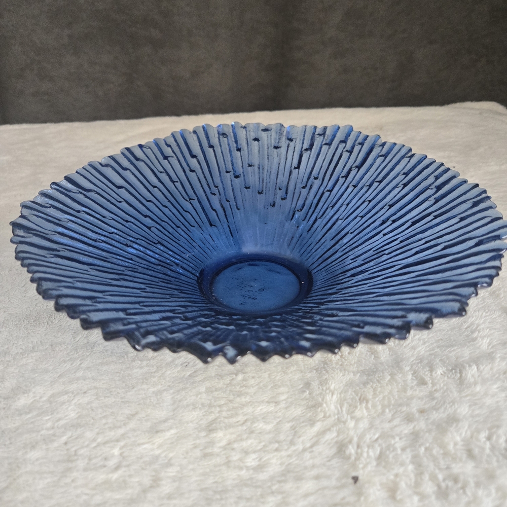 Elegant Blue Glass Decorative Bowl